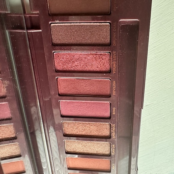 Urban Decay Naked Cherry Eyeshadow Palette - Picture 4 of 4